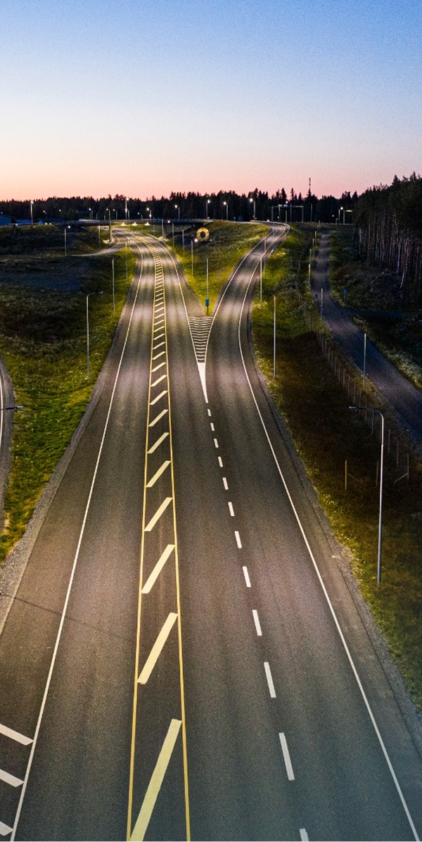 Blurred Product development<br />
and production